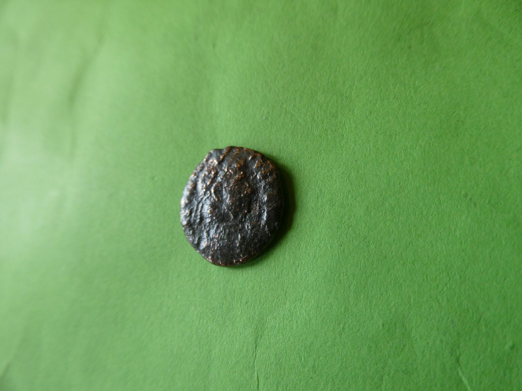 Tutti le monete: uralte Bronzemünze 14 mm     1.73 g – Usato da Hinterforst venduto da Rohusri 1