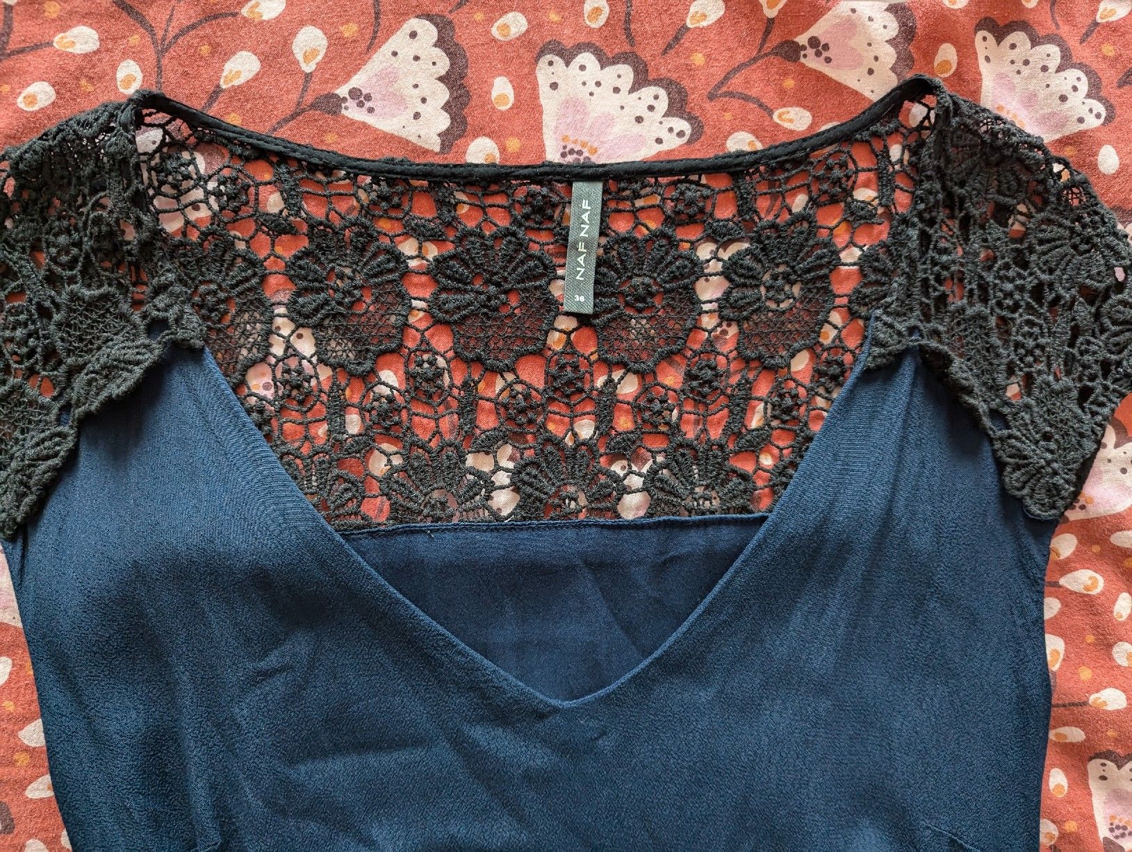 Nafnaf Vestiti: sublime robe Naf Naf 36 – Nuovo (secondo la descrizione) da Montreux venduto da dem_gyt9 2