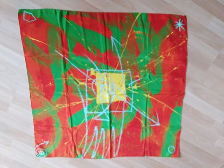 wunderschönes Seidenfoulard 42 x 45 cm ab 29.--Fr