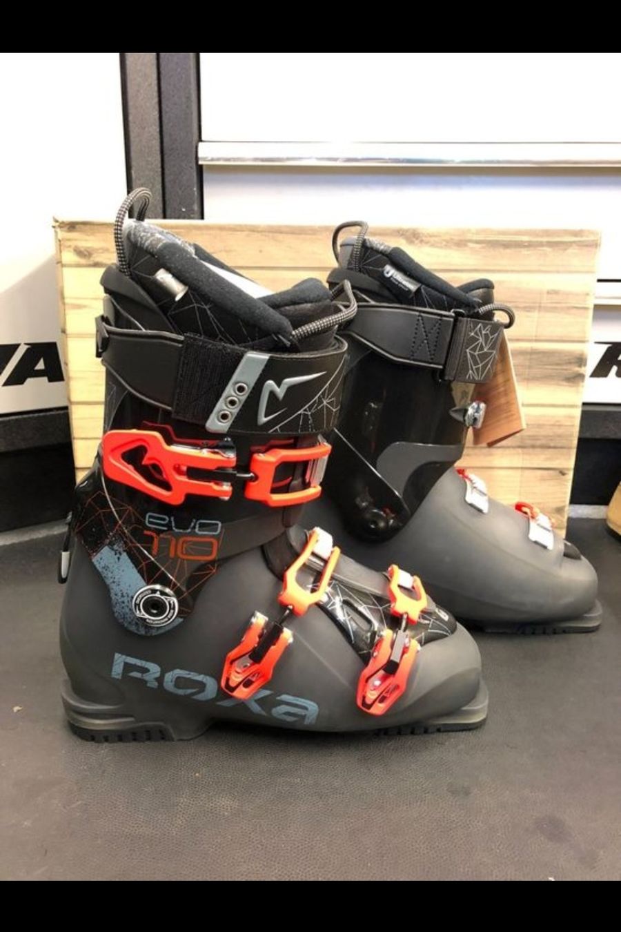 Scarpe da uomo: Skischuh Roxa Evo 110 – Usato da Basel venduto da Popeye4052 1