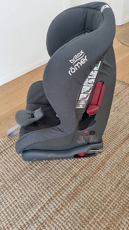 2x Britax Römer duo plus groupe 1 (D'occasion) à Bussy FR pour CHF 50 ...