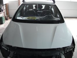 Opel Astra K Motorhaube weiss
