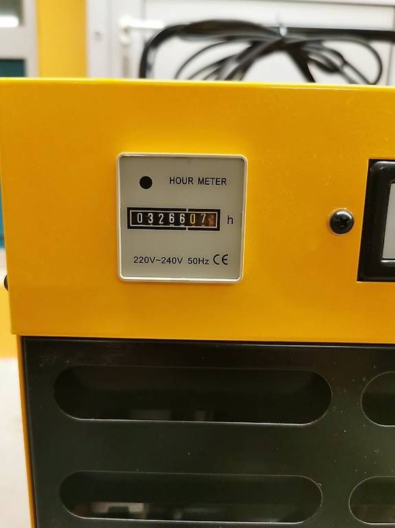Déshumidificateurs: Déshumidificateur professionnel. – D'occasion à St-Aubin FR par sme_nw6w 2