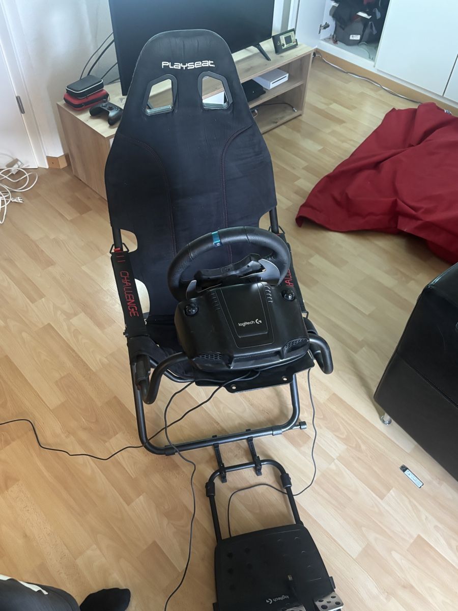 Playseat Chaises: logitech G29 + playseat challenge driving simulator – D'occasion à Echandens par all_p8s8 2