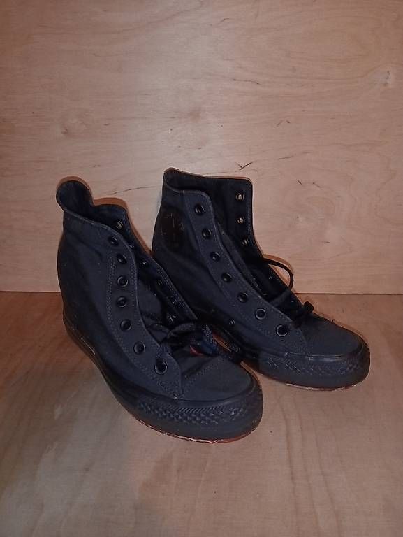 Converse Scarpe da uomo: Converse Sneakers – Nuovo (secondo la descrizione) da Wangen SZ venduto da mkaelin87