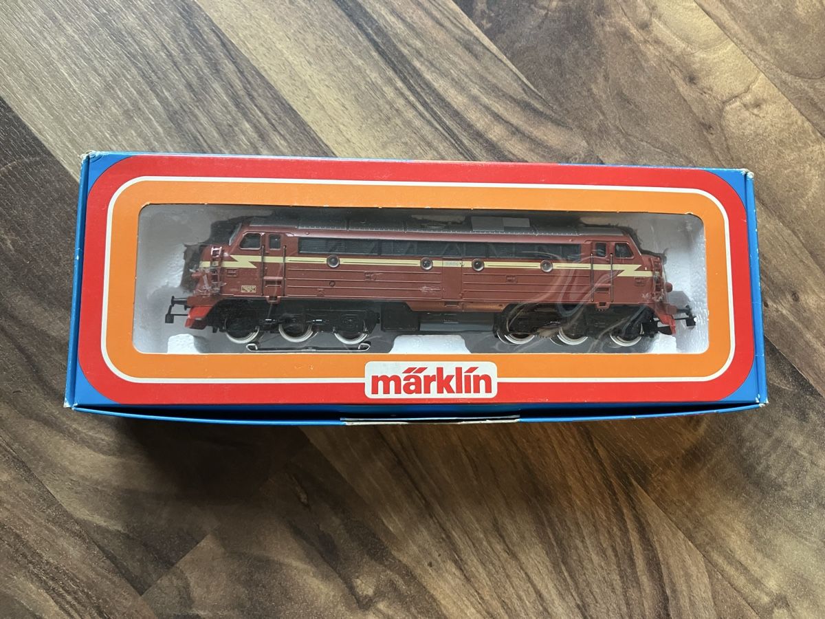 Märklin Modelleisenbahnen: Zug Märklin 3143 – Neu (gemäss Beschreibung) aus Samstagern von zig_ylk2