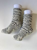 Zebrasocken, Handgestrickte Socken mit kurzen Rohr Gr. 37