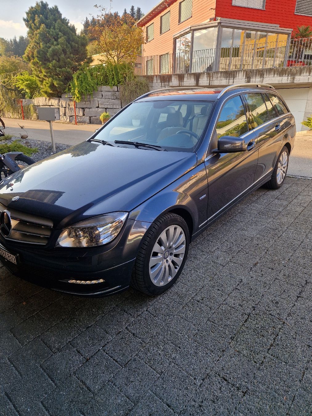 Mercedes-Benz Autos: Mercedes 220CDI Frisch ab MFK – Gebraucht aus Sonnental von Tobifey