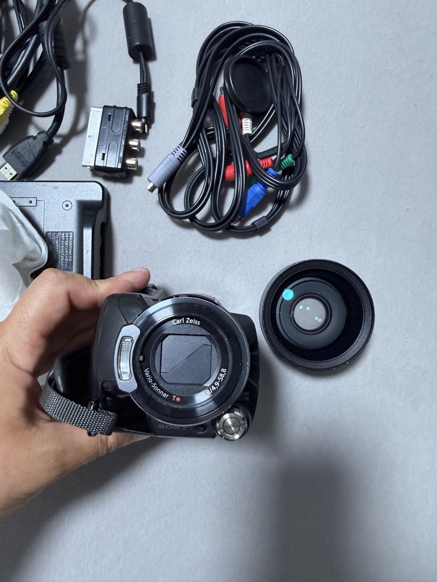 Sony Camcorder: SONY Handycam HDR-SR12 Videokamera – Gebraucht aus Niederbipp von yar_tf6f 2