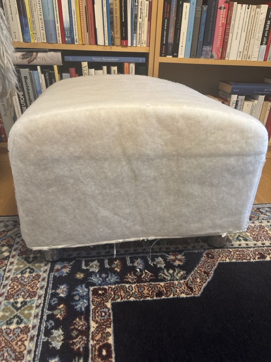 Ikea Tabourets: Fusshocker Hocker Ikea mit Metallfüssen – D'occasion à Sirnach par khe_q88w 1
