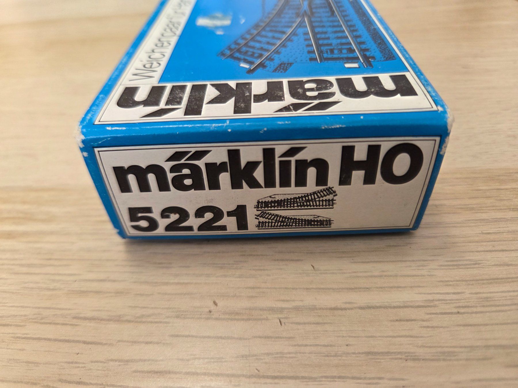 Märklin Modellini di ferrovie: Märklin 5221 Weichenpaar H0 – Usato da St-Aubin-Sauges venduto da Lo_Go 2
