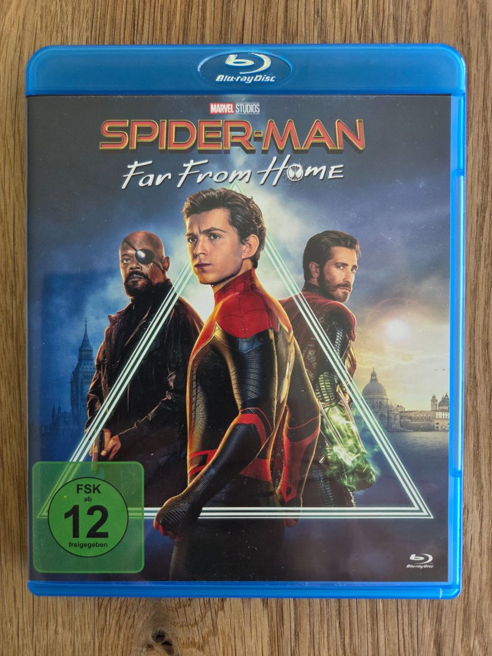 Tutti i DVDs: Spiderman - Far from Home (Blu-Ray) – Nuovo (secondo la descrizione) da Niederhelfenschwil venduto da George27