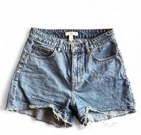 Kurze Jeans Hose