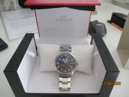 TISSOT CENT XLmit blauem Zifferblatt und Datum neuwertig