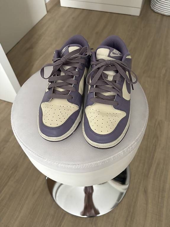 Scarpe da donna: Nike Dunk Original Neuwertig – Usato da Spiez venduto da deborahsarahhh
