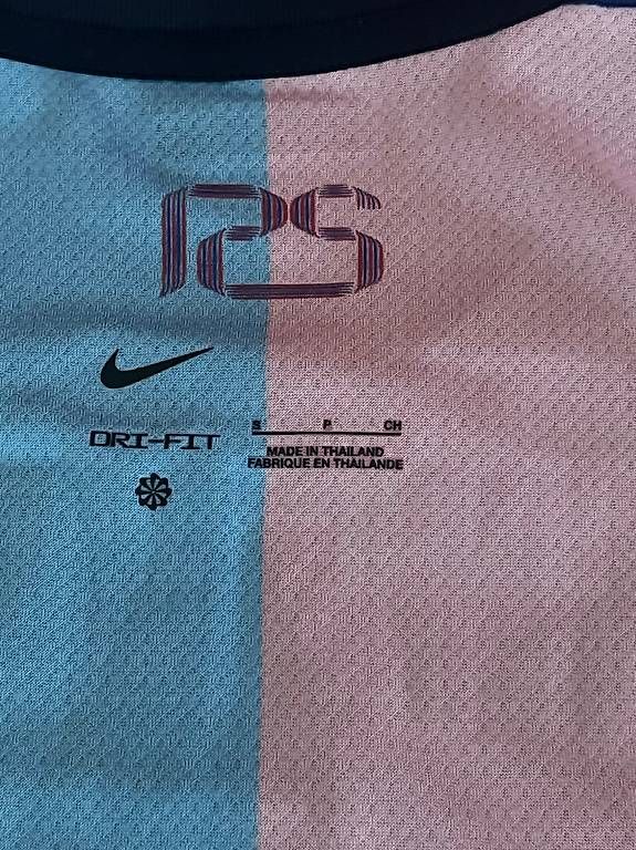 FC Barcelona Leibchen & Hosen: FC Barcelona T-Shirt – Gebraucht aus Allschwil von Manolictus 2