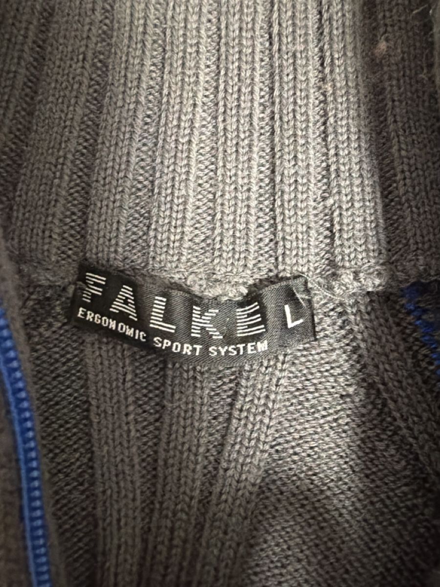 Peak Performance Kleiderpakete: 3 Pullover Falke & Peak Performance – Gebraucht aus Ennetbaden von Katiusia 3