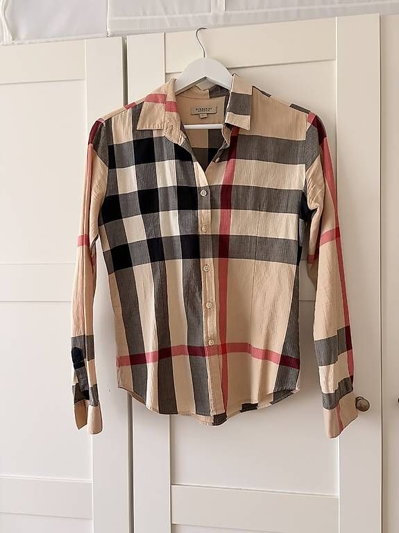 Burberry Camicette: Burberry London Bluse – Usato da Aesch ZH venduto da rebekkanoemi 1