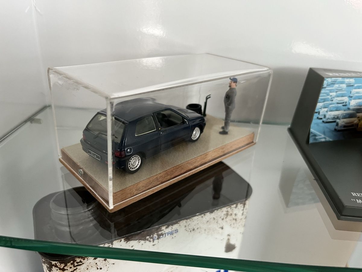 Renault Modellini d'auto: Renault Clio I – Usato da Kräiligen venduto da tisala 1
