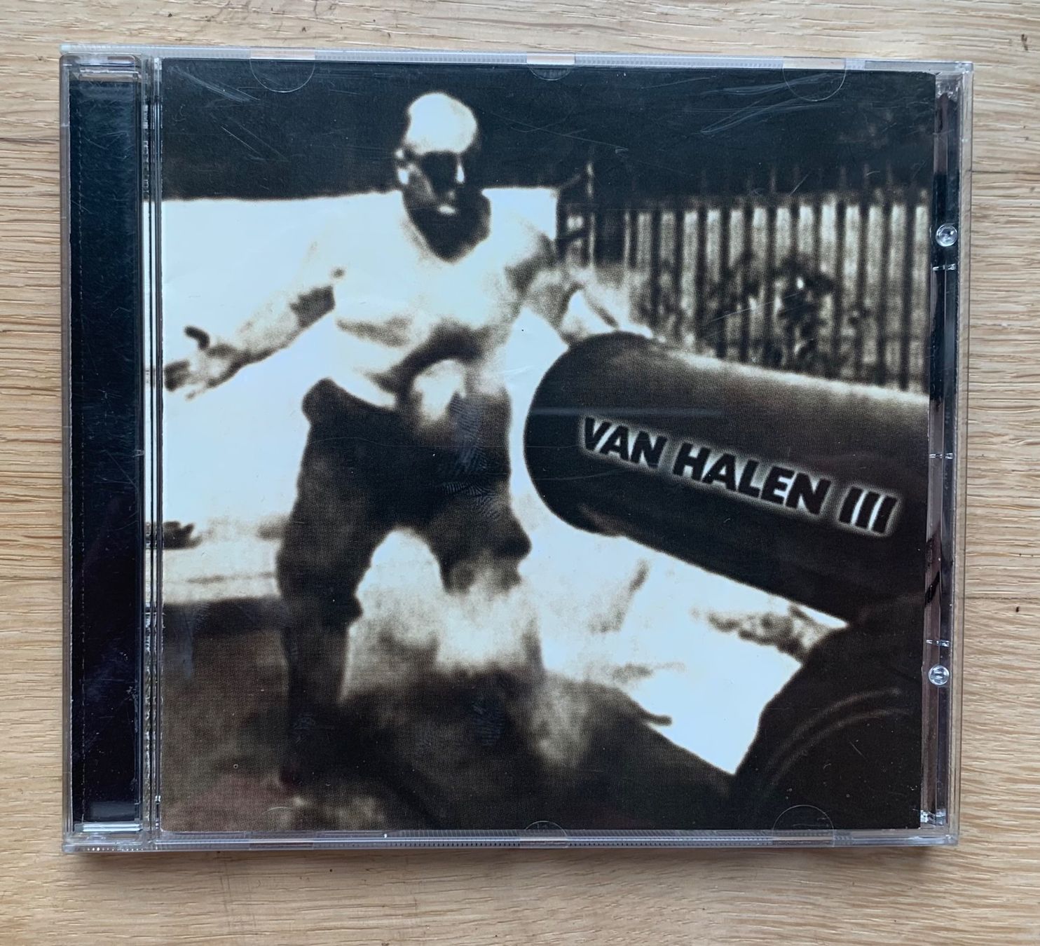 CDs: Van Halen III – Gebraucht aus Zürich von Fieber