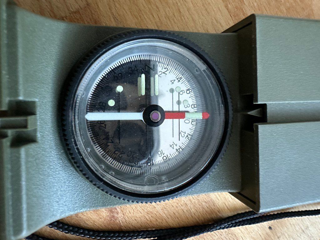 Recta GPS & Appareils de mesure: Recta DP2 Kompass mit Schnur – D'occasion à Brunnen par 23068 1