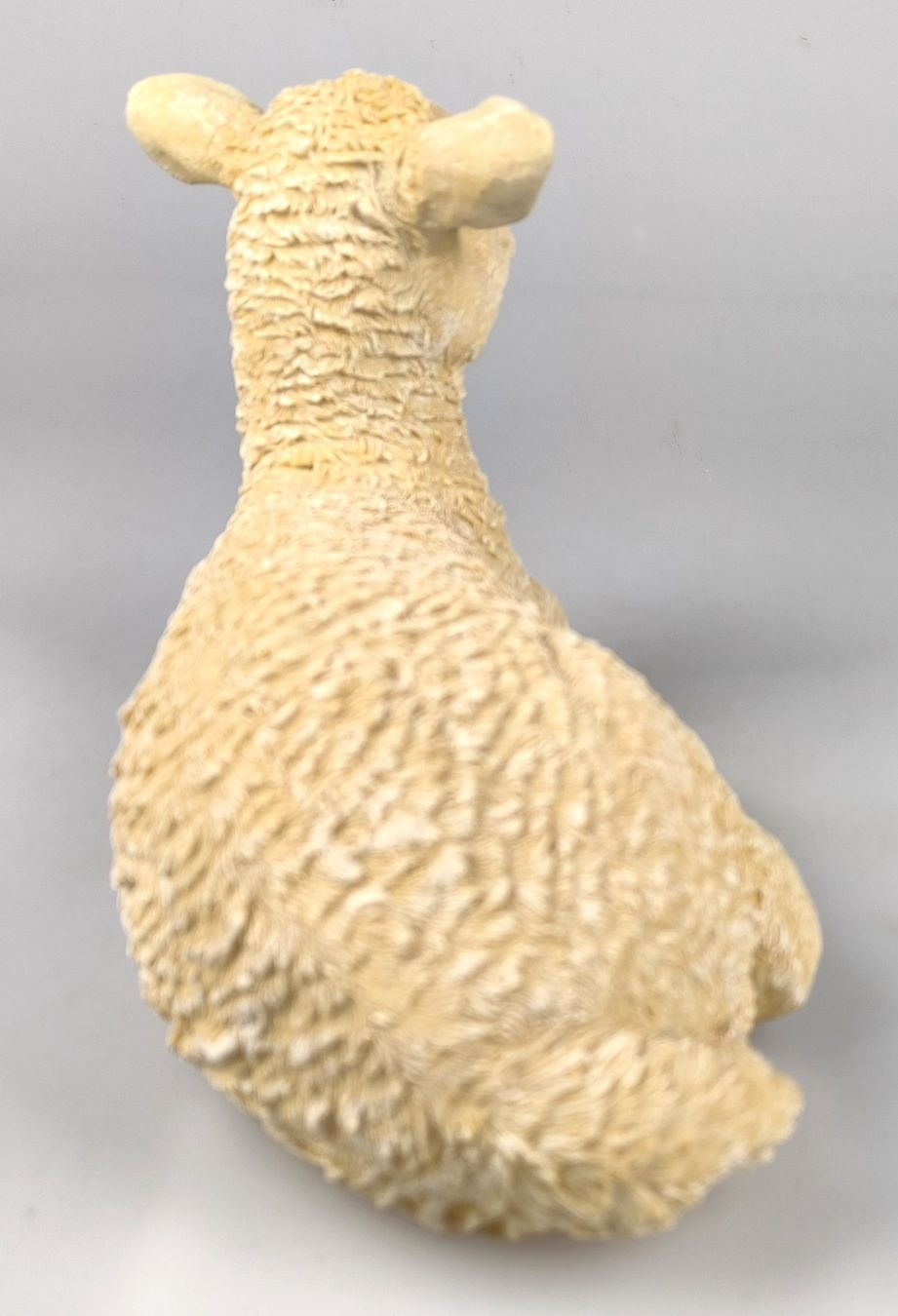 Figuren: Deko Lamm aus Kunststoff , Länge: 38 cm – Gebraucht aus Rüti ZH von Restwert_Rueti_ZH 3