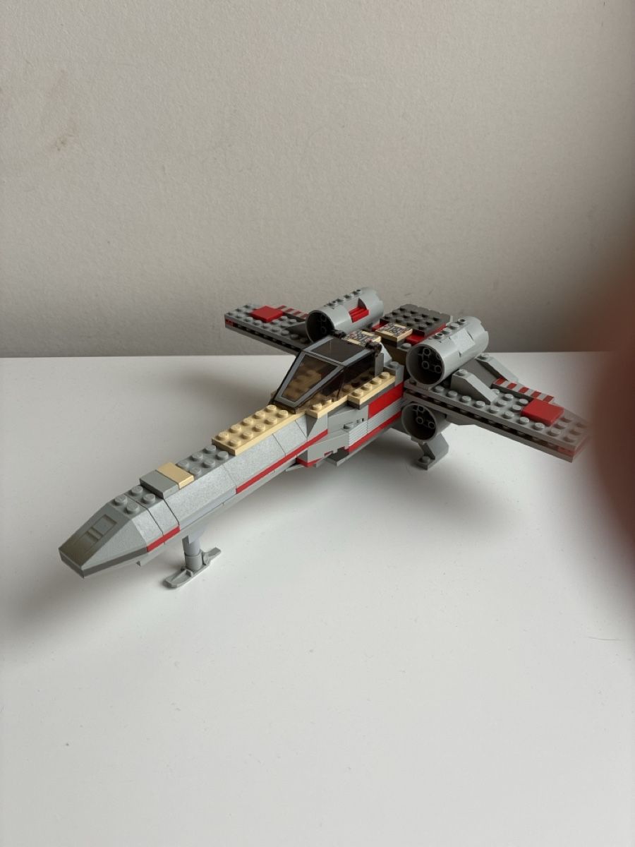 Lego Giocattoli: Lego Star Wars X-Wing 7140 – Usato da Speicher venduto da spla03