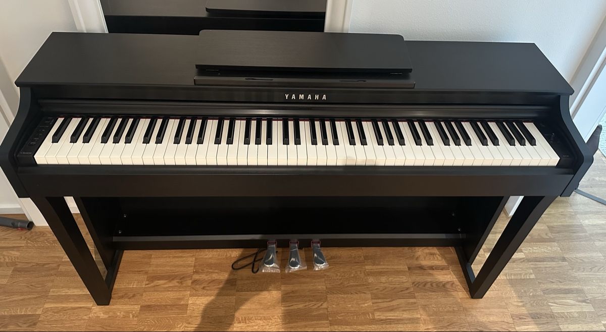 Yamaha Strumenti musicali: Yamaha CLP - Digitalpiano – Usato da Basel venduto da kristinapet 2