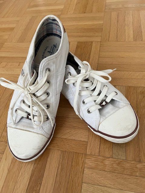 Mustang Scarpe da uomo: Sneaker "MUSTANG" Gr. 39, weiss! – Nuovo (secondo la descrizione) da Walenstadt venduto da ricamul 9