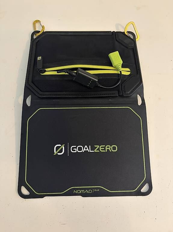 Goal Zero Panneaux solaires: Goal Zero Nomad7 Plus Solarpanel – D'occasion à Zürich par BenJoMusic 2