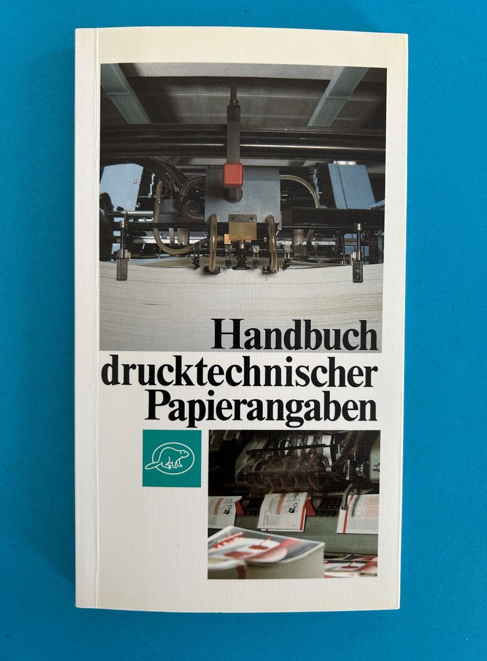 Libri: HANDBUCH PAPIER – Usato da Zürich venduto da Domus09