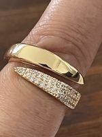 Très Jolie bague 54 sertie pierres zircons solide neuv
