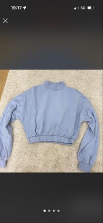 Bershka Pullover blau Grösse XS guter Zustand