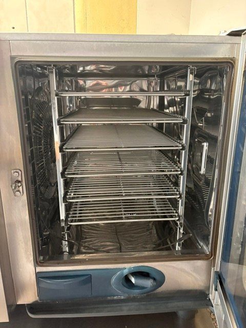 Elettrodomestici da cucina: Steamer Rational & Salamander – Usato da Zürich venduto da ybeastieboy 1