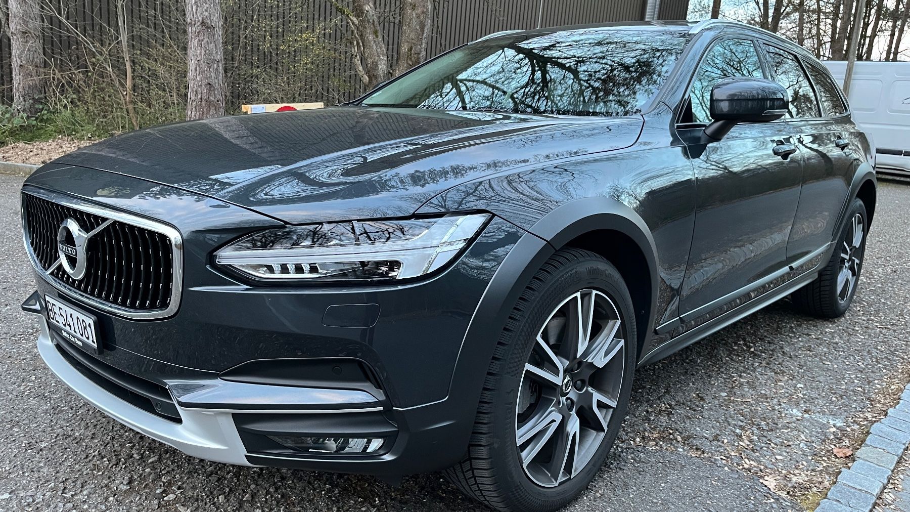 Volvo Automobili: Volvo V90 CC T6 Pro AWD – Usato da Bern venduto da luk_nwh8