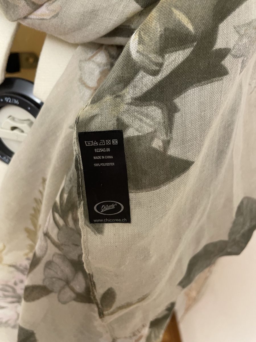 Foulard & Sciarpe: Schal in Blumenmuster – Nuovo (secondo la descrizione) da Dittingen venduto da nje_9nlt 3