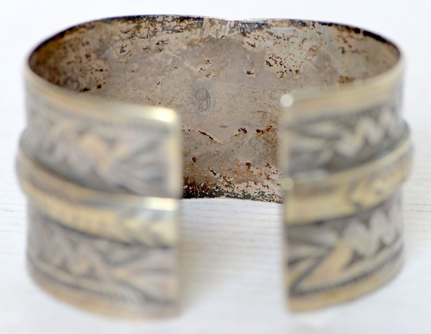 Armbänder & -reifen: Ancien bracelet en métal – Gebraucht aus Neuchâtel von Neuchatel 8