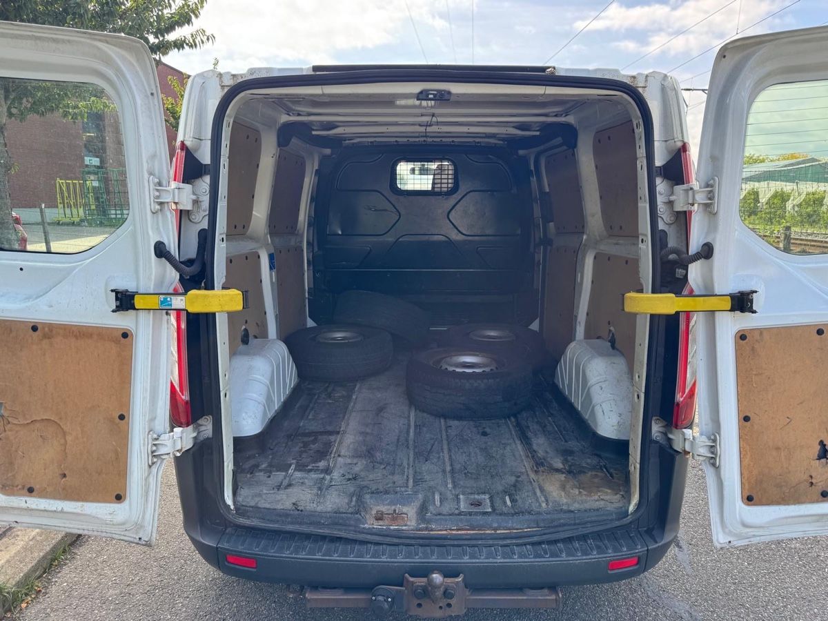 Ford Véhicules utilitaires: Ford Transit Custom MFK 10.2026  – D'occasion à lully par sof_l8yw 3