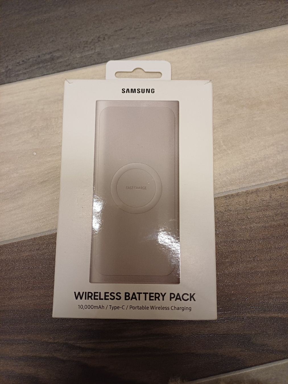 Samsung Caricabatterie: Samsung Wireless Battery Pack 10000mAh – Usato da Turbenthal venduto da jga_2jly