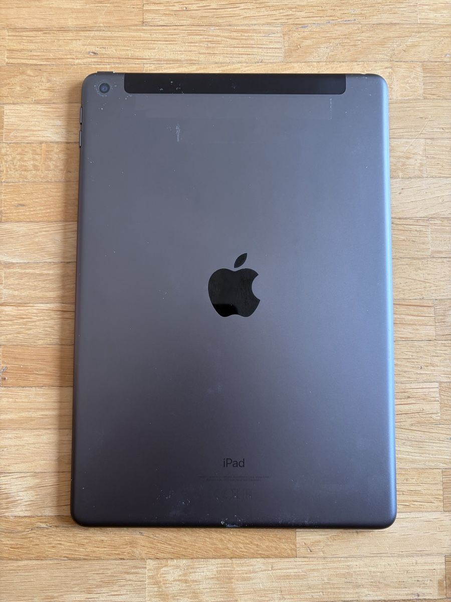 Apple Tablet PC: iPad 7. Generation 128 GB – Usato da Eglisau venduto da Joha0811 1
