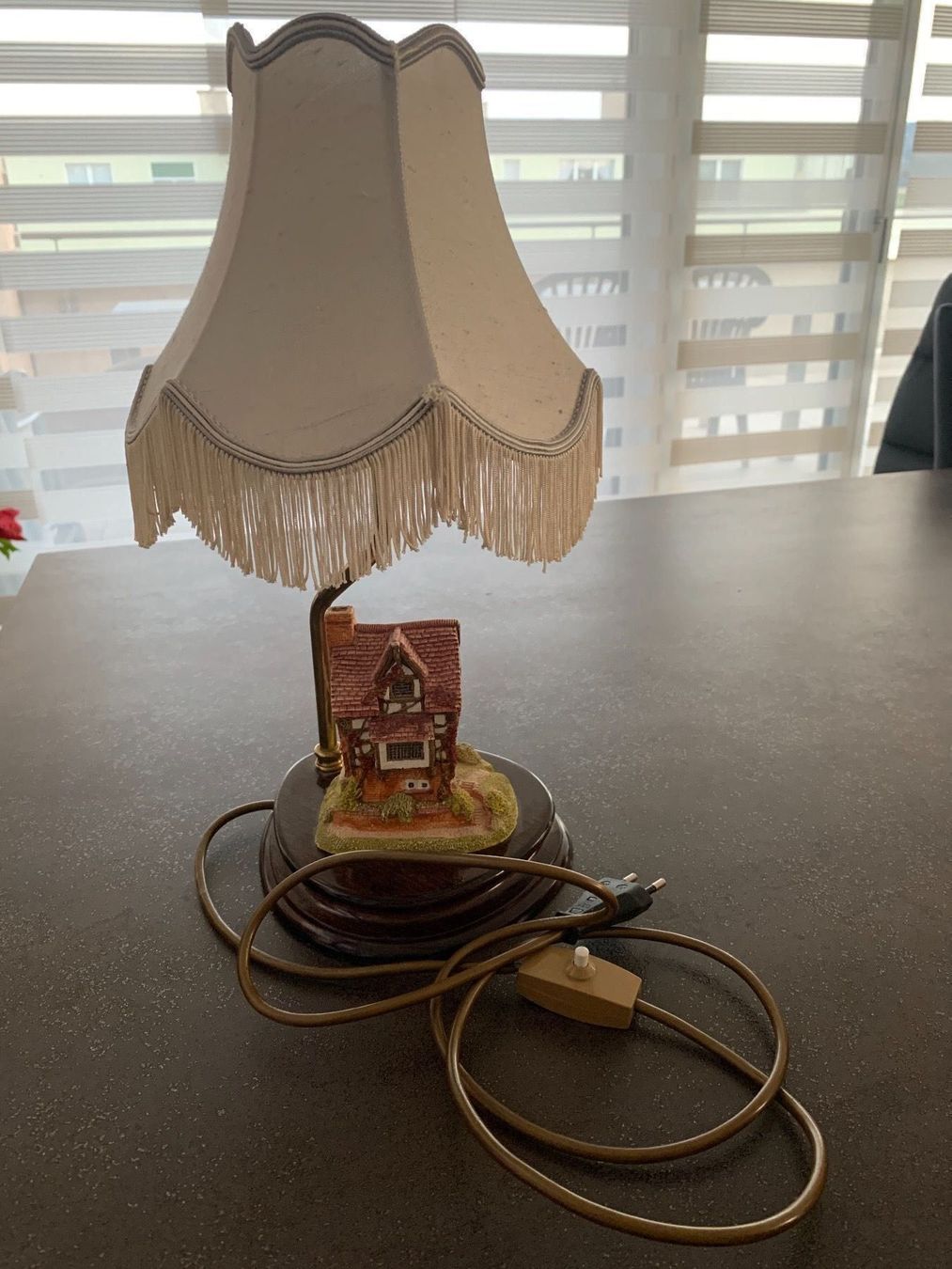 Lampade: Vintage Tischlampe / Nachttisch 1990 – Usato da Wil SG venduto da scherrerandy 1