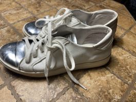 Sneakers di pelle bianco e argento-tg40-👌chic e elegante