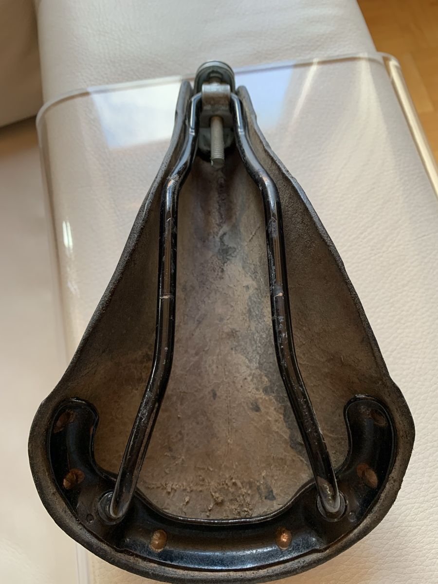 Pezzi di ricambio: Vintage IDEALE Leather Bike Saddle – Usato da La Croix de Rozon venduto da chr_f5wy 7