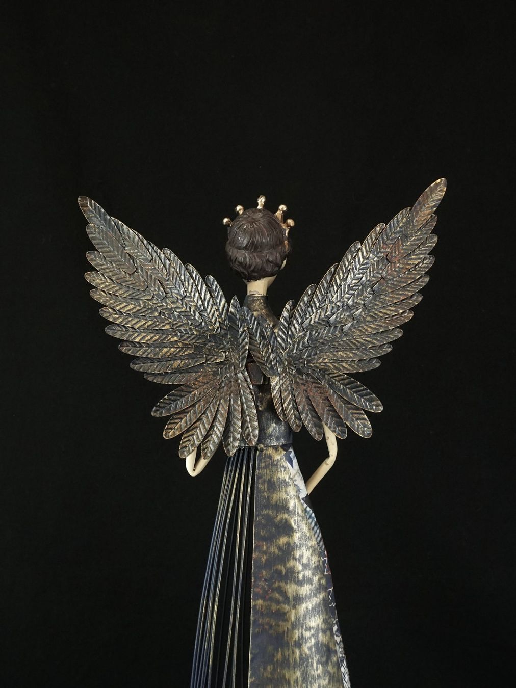 Statuette: Gekrönter Engel in Blau und Gold – Usato da Pratteln venduto da Restwert_Pratteln 4