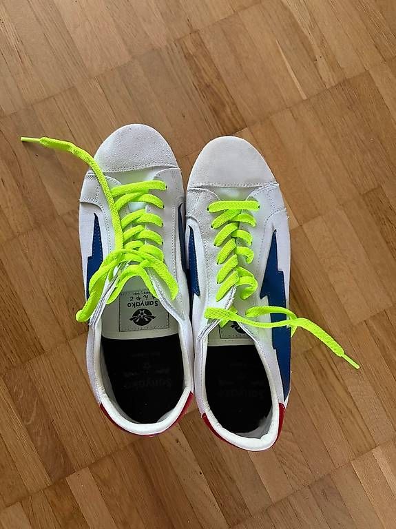 Scarpe da donna: Sanyako Sneakers – Usato da Zürich venduto da heeschi 3