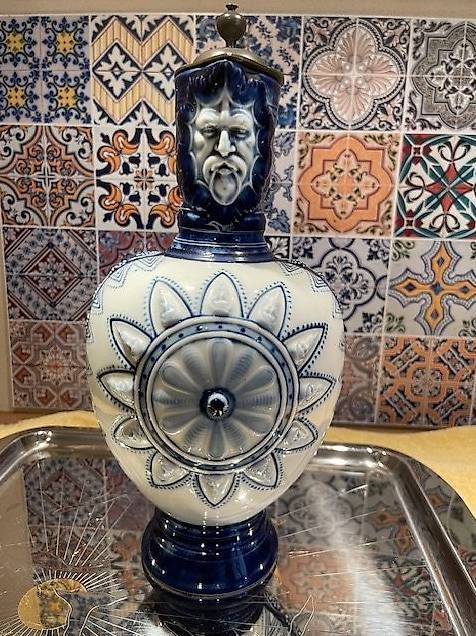Caraffe: Brocca per vino storicista Bartmannstein XVI secolo – Usato da Lugano venduto da ale_6mdq 2