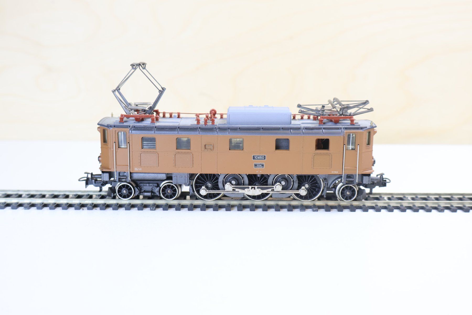 Märklin Modelleisenbahnen: Märklin SBB E-Lok Ae 3/6 - 3151 - H0 – Gebraucht aus Winterthur von Monstera 4