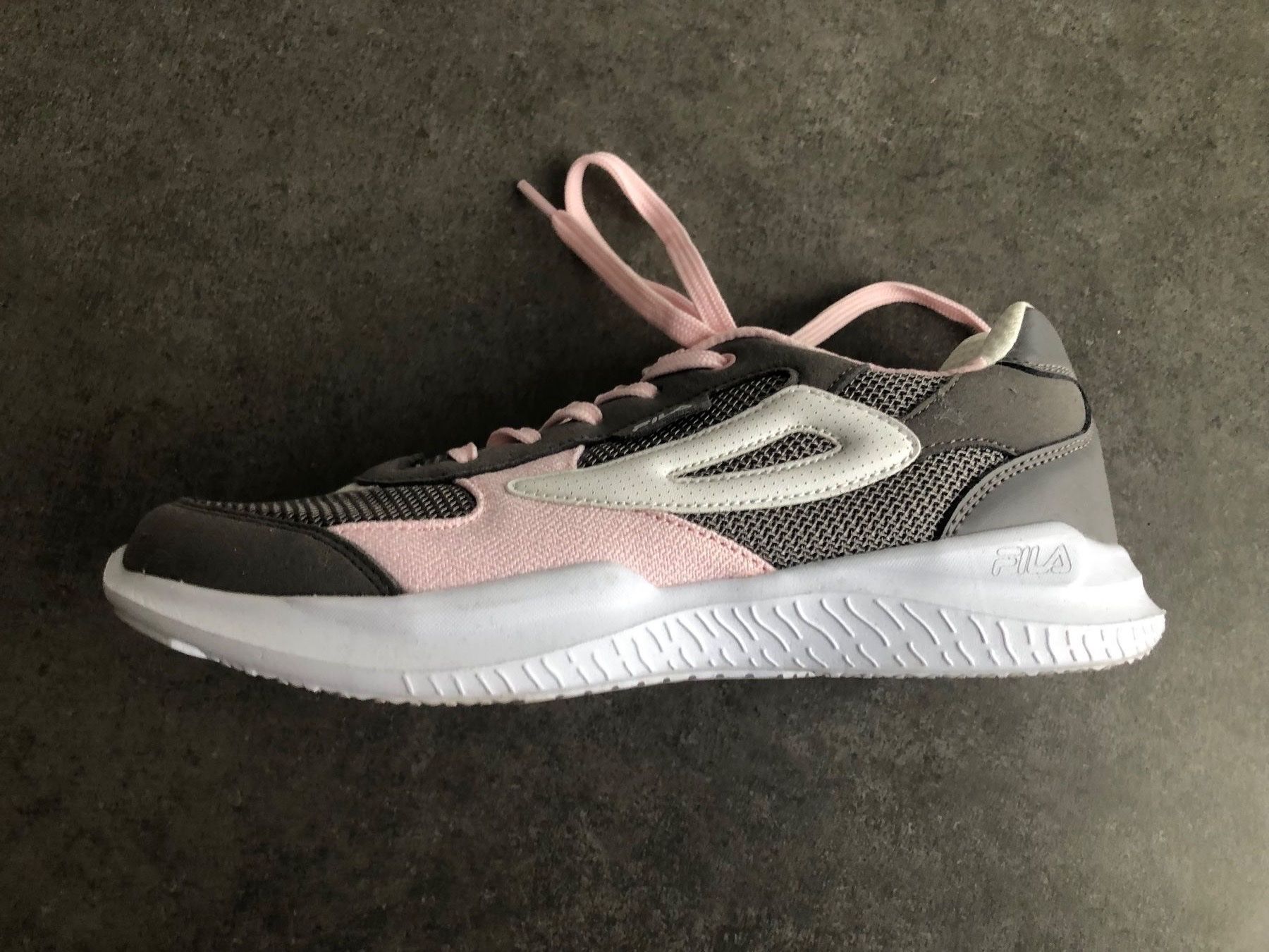 Fila Scarpe per ragazze: Fila Sneakers, Grösse EUR 37 – Usato da Wettingen venduto da Chnoelleli 2