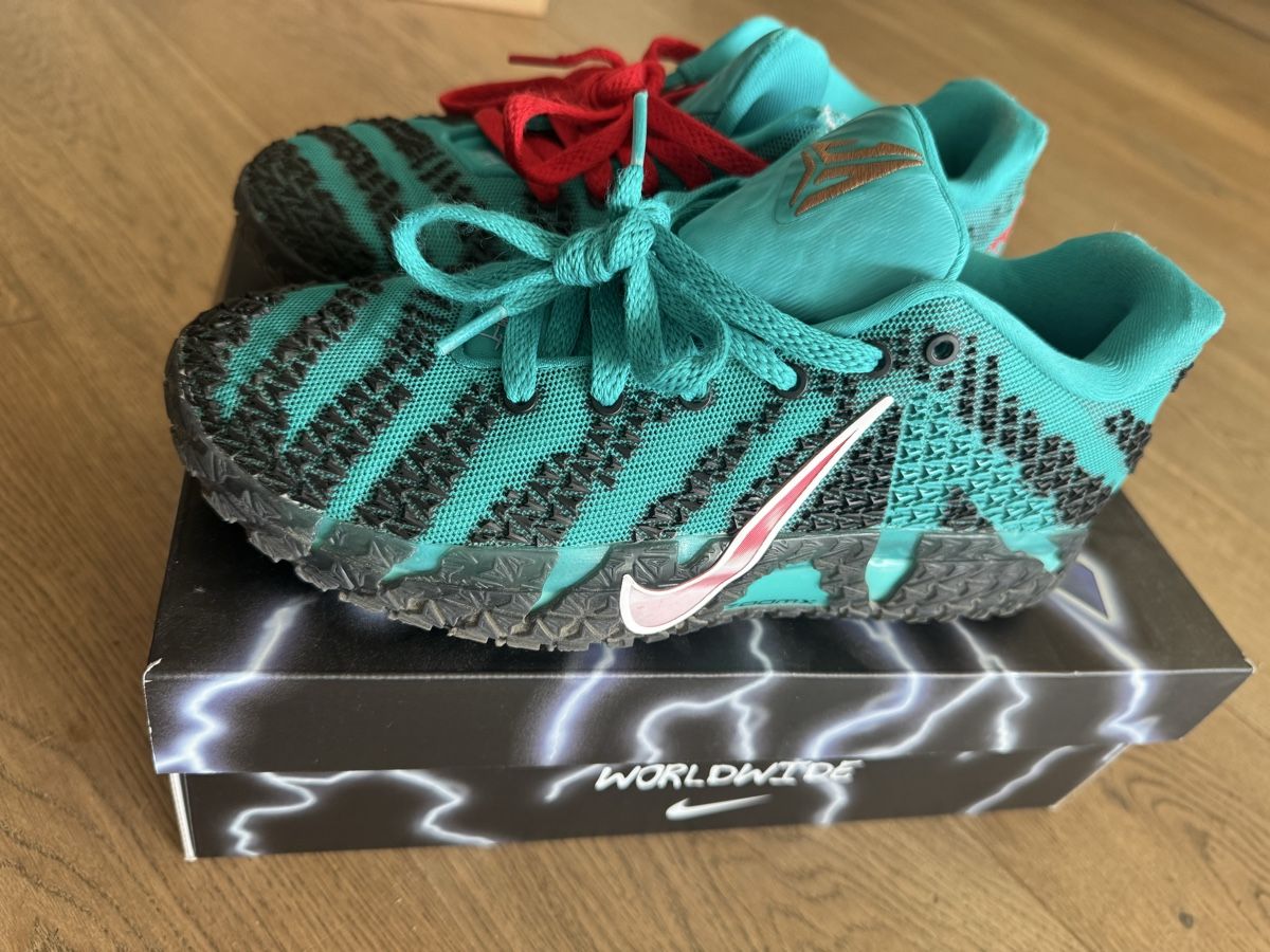 Nike Chaussures hommes: ´ Nike Ja 3 Scratch 3.0 – D'occasion à Vésenaz par ZC 2