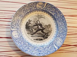 Assiette en porcelaine OPAQUE LUNEVILLE